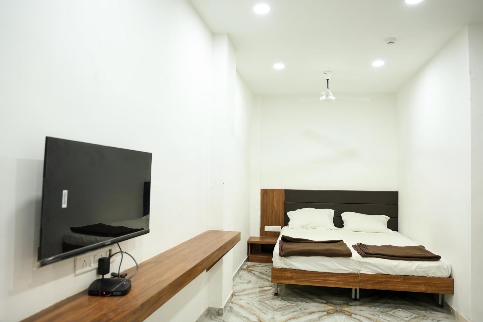 Hotel Aaram Kalupur Αχμπανταμπάντ Εξωτερικό φωτογραφία