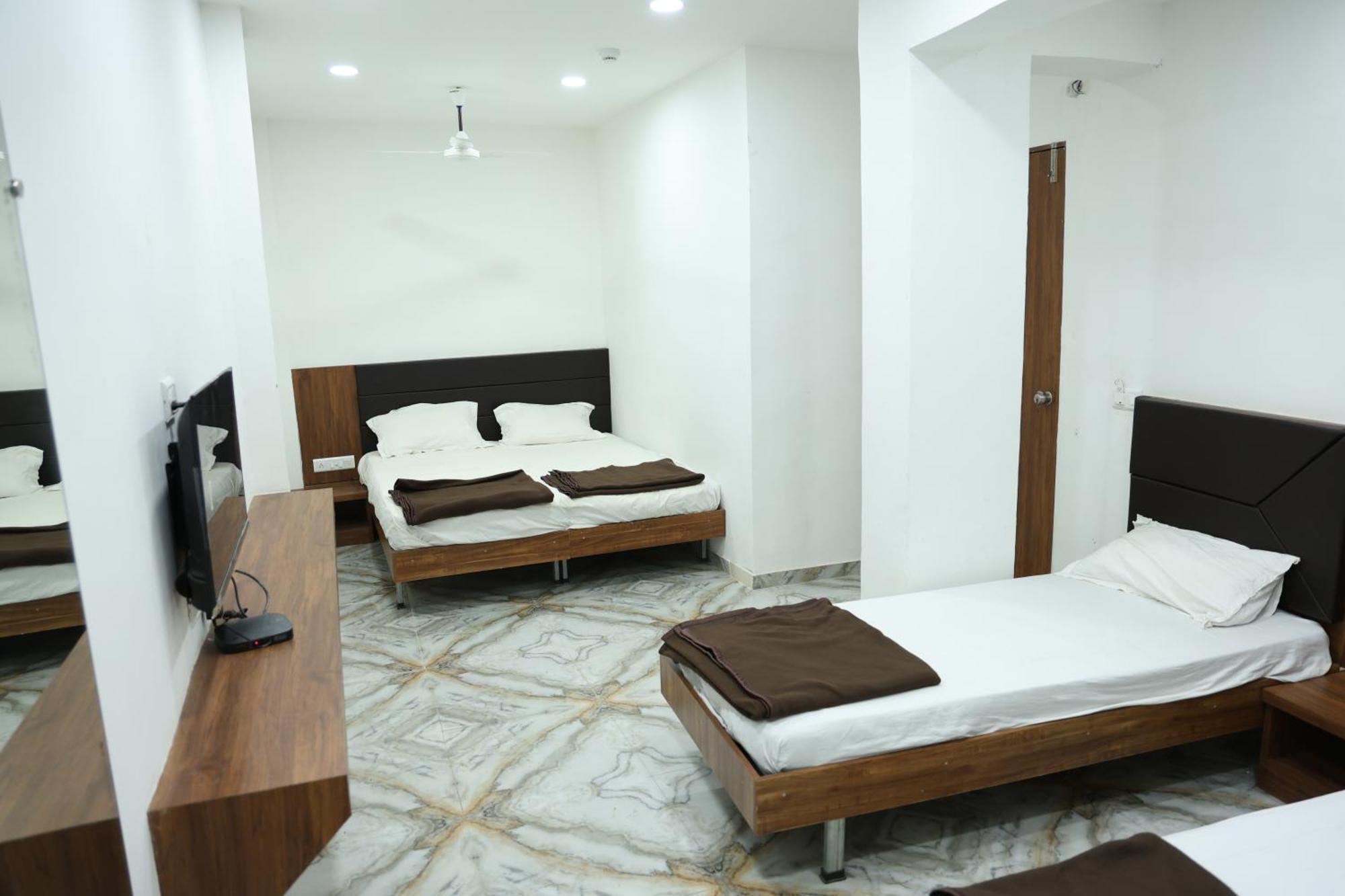 Hotel Aaram Kalupur Αχμπανταμπάντ Εξωτερικό φωτογραφία