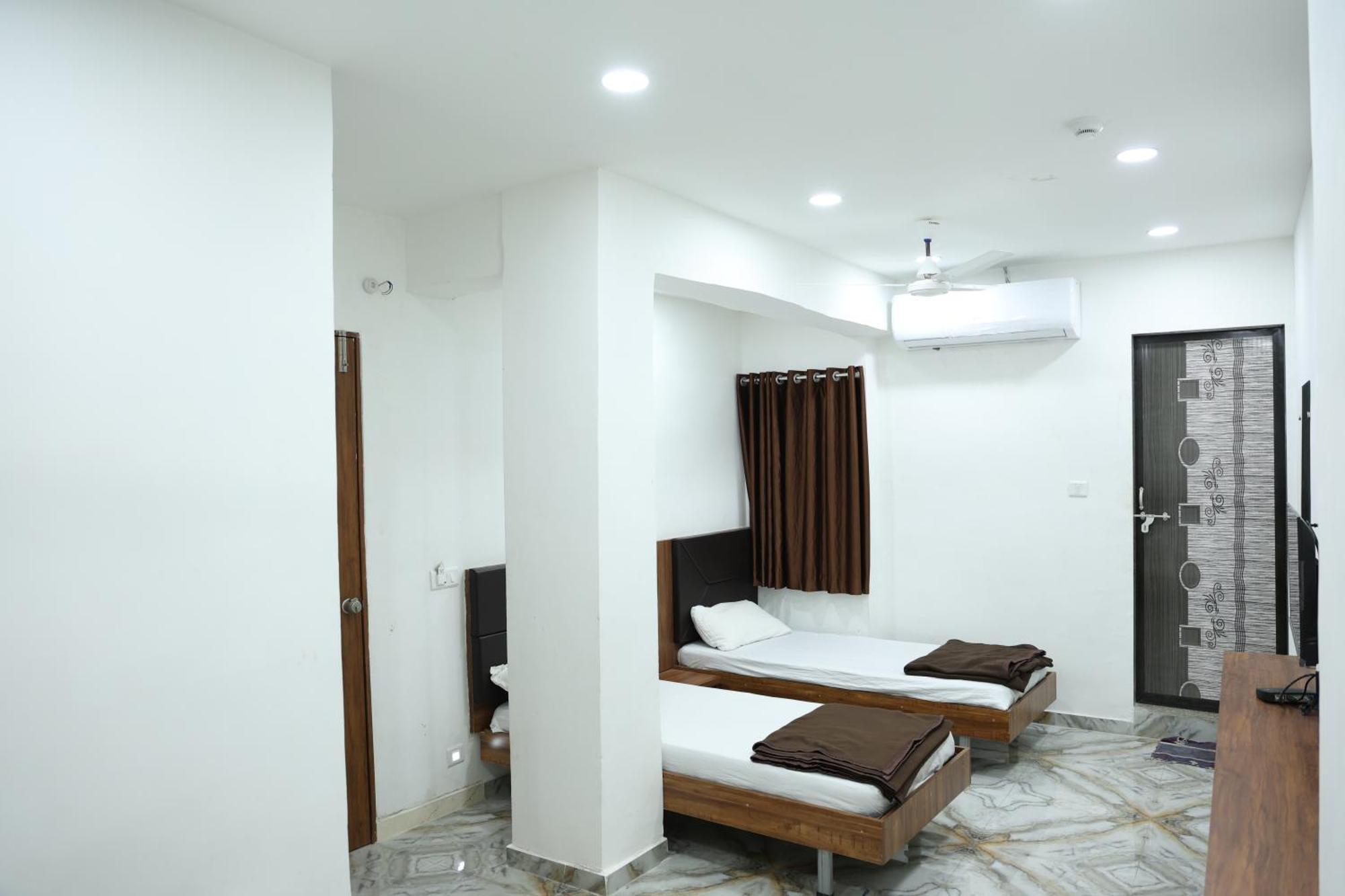Hotel Aaram Kalupur Αχμπανταμπάντ Εξωτερικό φωτογραφία