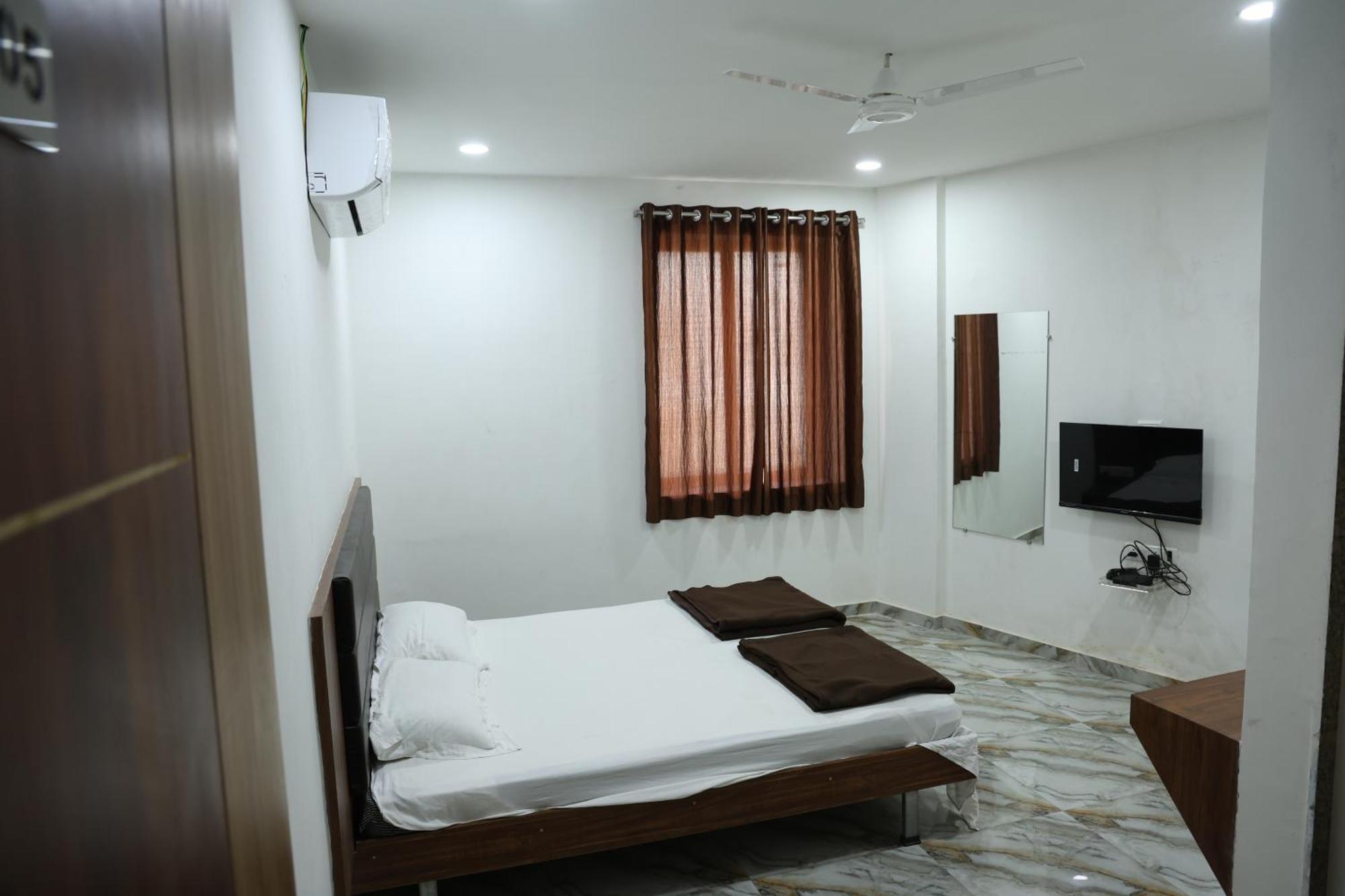 Hotel Aaram Kalupur Αχμπανταμπάντ Εξωτερικό φωτογραφία